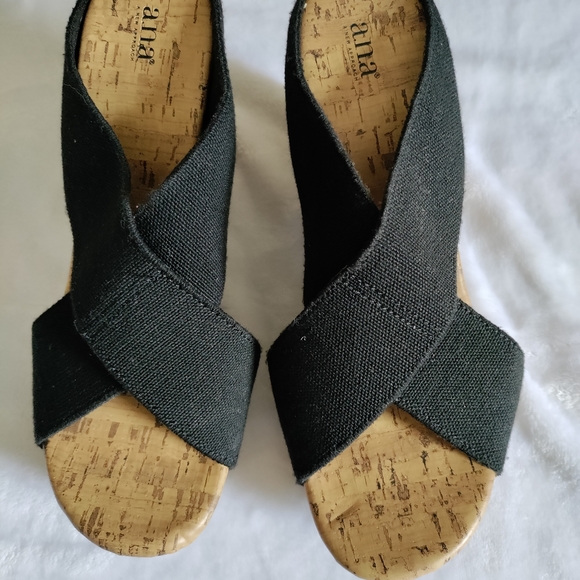 Ana New Approach cork and black wedges - Picture 10 of 13
